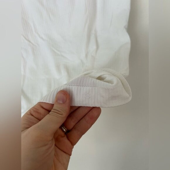 NWOT Lululemon Lululemon Ebb To Street TankHeathered White Size 8 - Picture 7 of 9